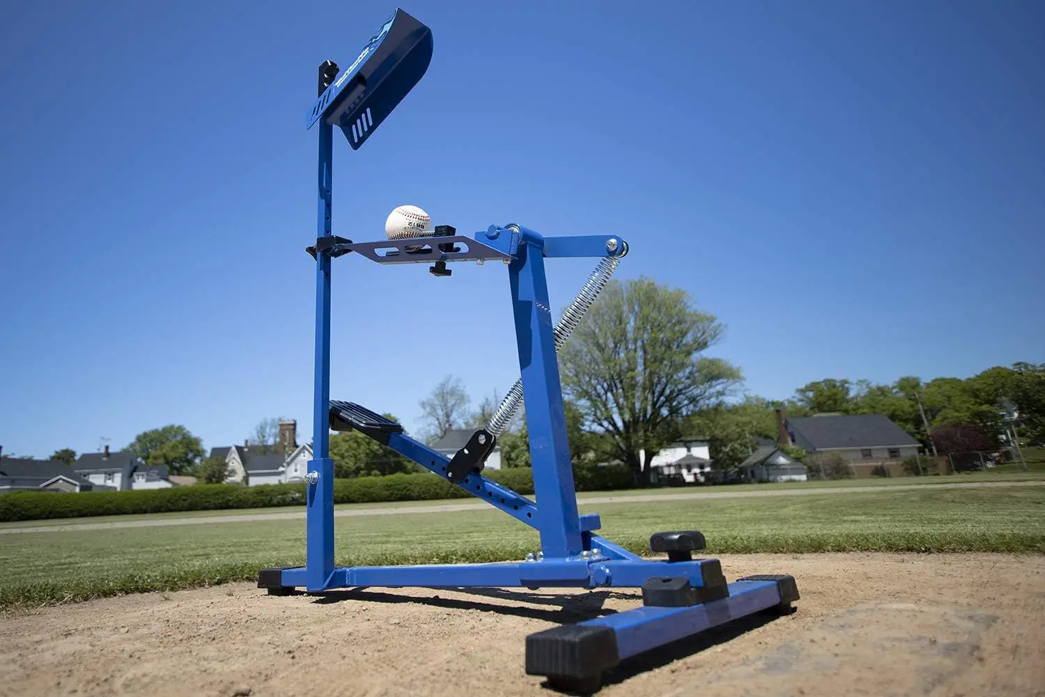 Chama Azul Pro Pitching Machine