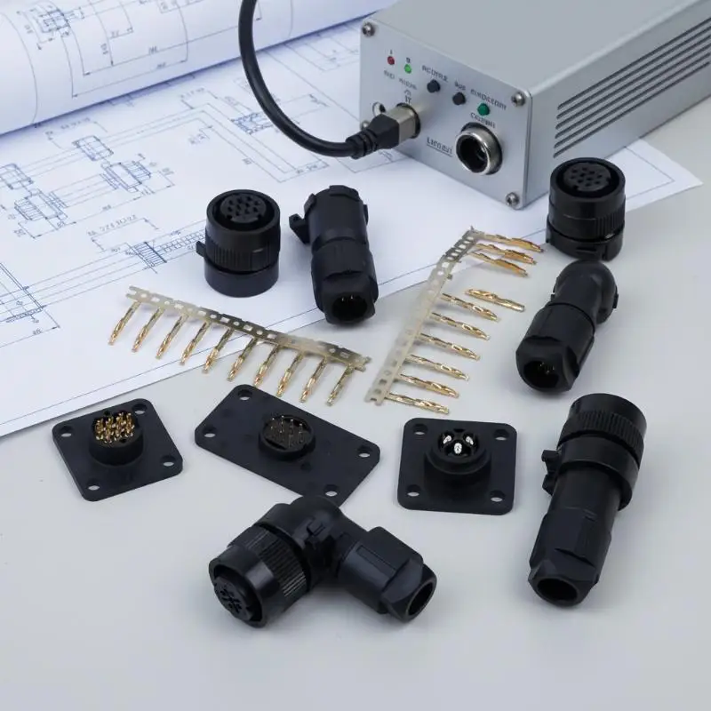 

SM-JN2DS10SL-M-DS-C SM-JN2DS04FK-M-C Разъем для энкодера/тормоза, 4-контактный, 10-контактный, для серводвигателей Fanuc