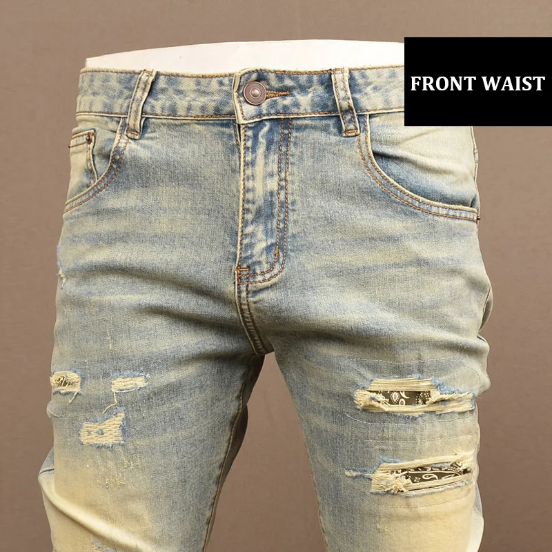 

Designer Fashion New Men's Light Blue Jeans Perforated Patch Scratch Wash Nostalgic Stretch Slim Fit Jeans Straight Tube Pencil