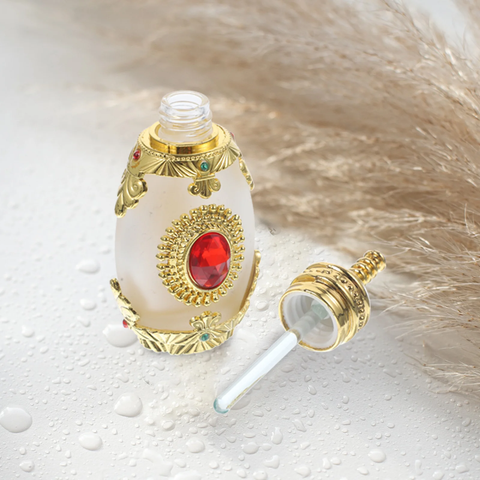 

Refillable Glass Perfume Bottle 10Ml Elegant Middle Eastern Style Essential Oil Holder Vintage Aroma Container for Travel Mini