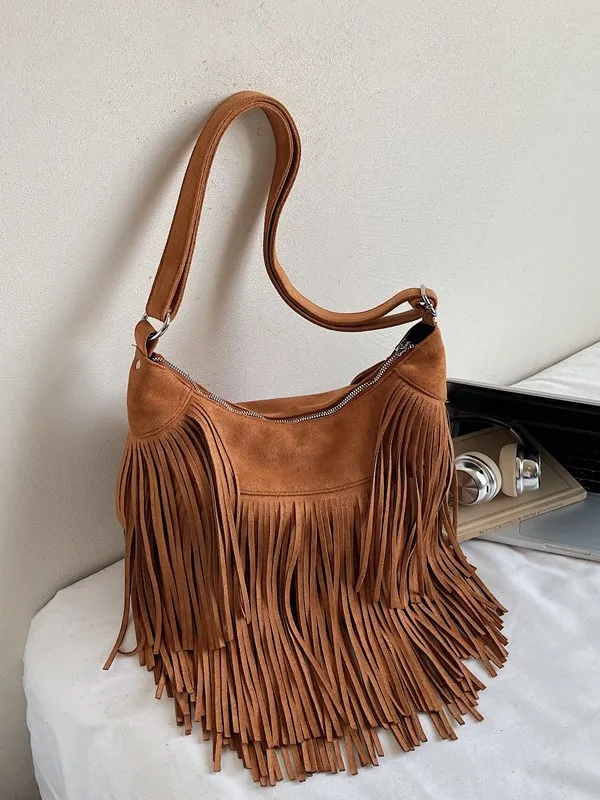 

New Frosted Tassel Bag for Women 2026 New Casual Suede Tote Bag Retro Large Capacity Single Shoulder Crossbody Bag