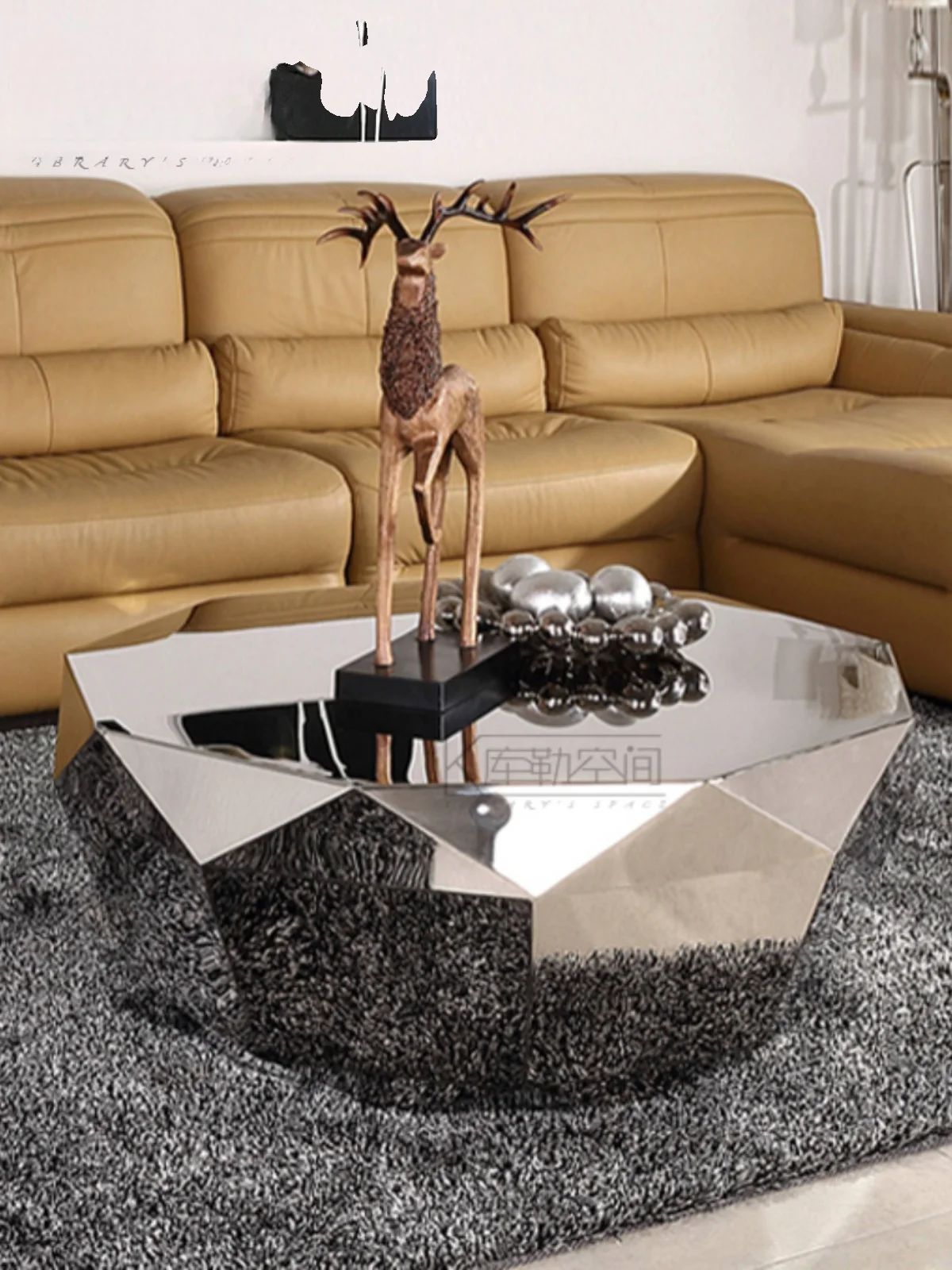 

Light luxury stainless steel diamond coffee table Modern coffee table Fashion living room Special-shaped coffee table