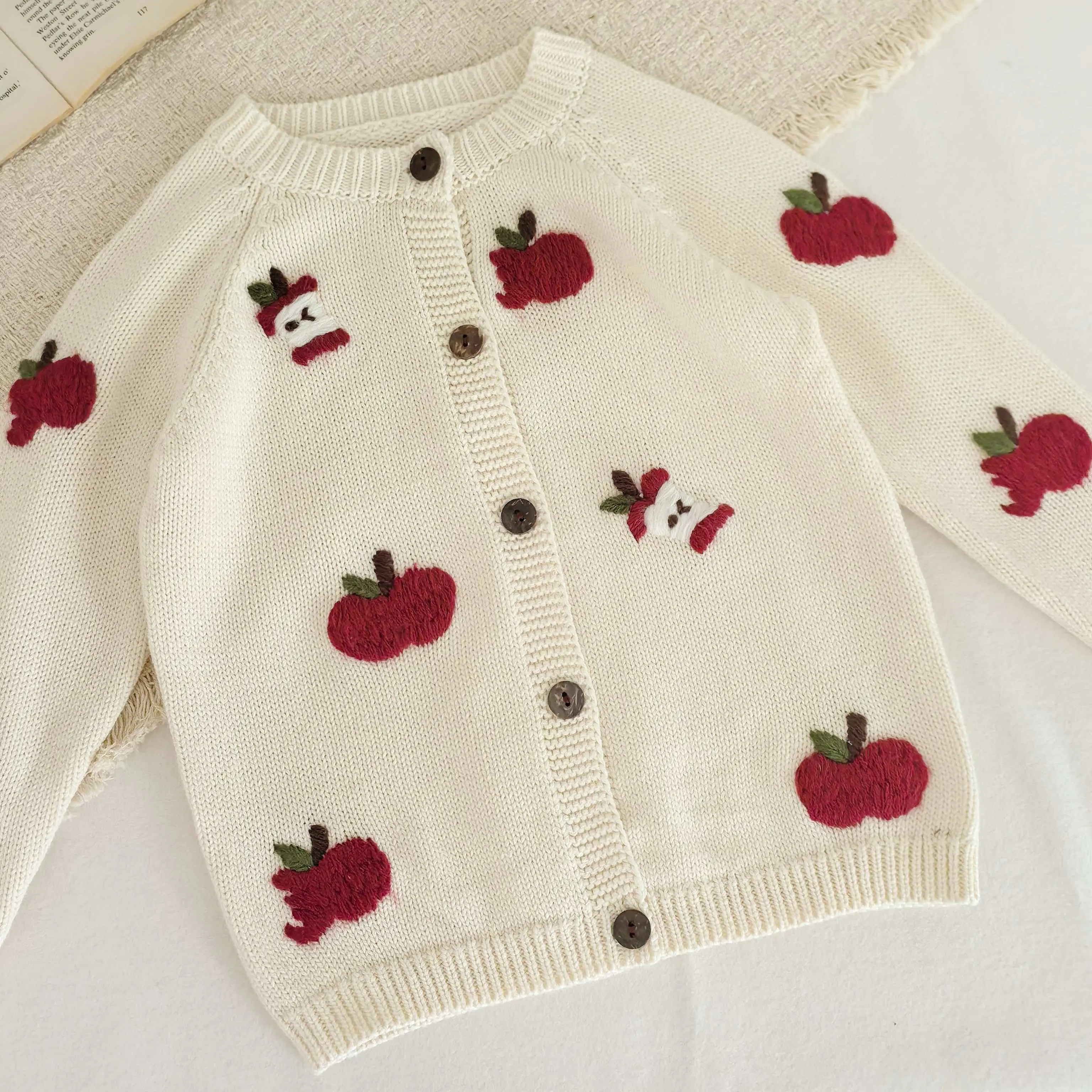 Toddler Baby Girls Apple Embroidery Knit Cardigan Round Neck Long Sleeve Button Down Sweater Coat Cute Kids Spring Autumn Outerw