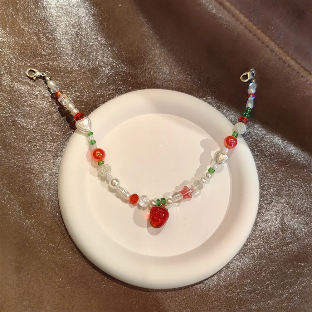 New Red Green Christmas Colors Shoe Laces Charms for Sneakers Pearl Strawberry Chain Shoe Charm Buckle Shoes Decorations 1 Pcs