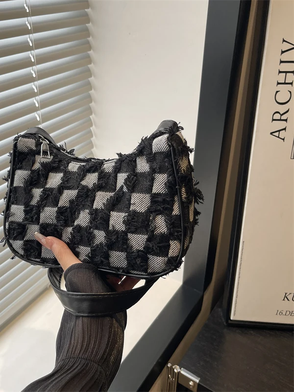 Casual Denim Plaid Tassel Star Women's Shoulder Bag Fashionable Retro High Aesthetic Value Single Shoulder Bag for Young Women