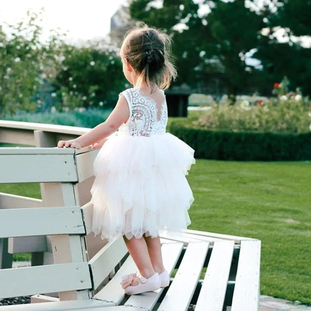 Vestidos de flores de tul escalonados para niña, hasta la rodilla Apliques de encaje, vestido de fiesta de cumpleaños, Simple línea A, manga corta, vestido de primera comunión