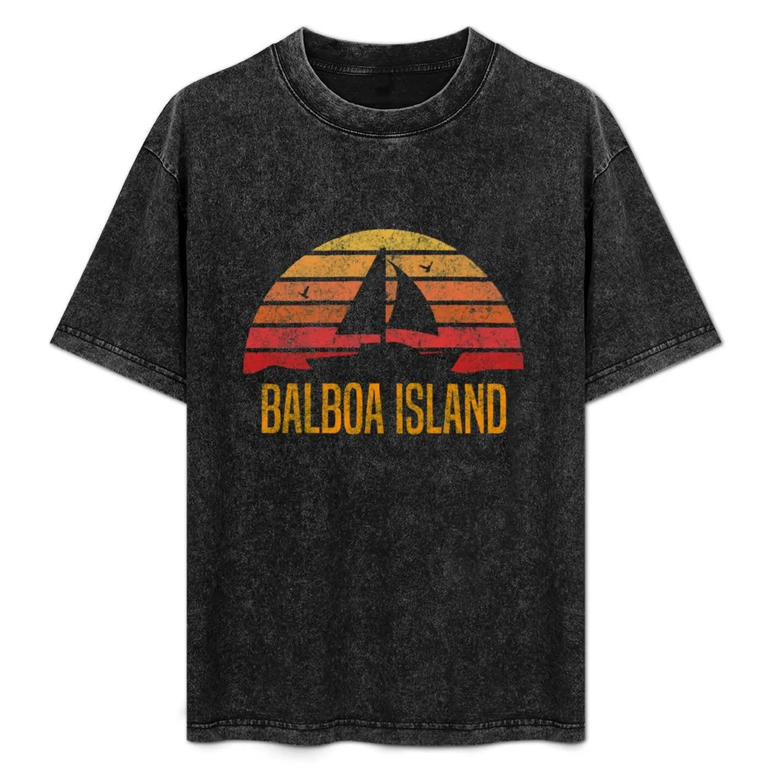 Balboa Island Retro Sunset Sailing Boat T-Shirt Lightweight Running Sports T-Shirt