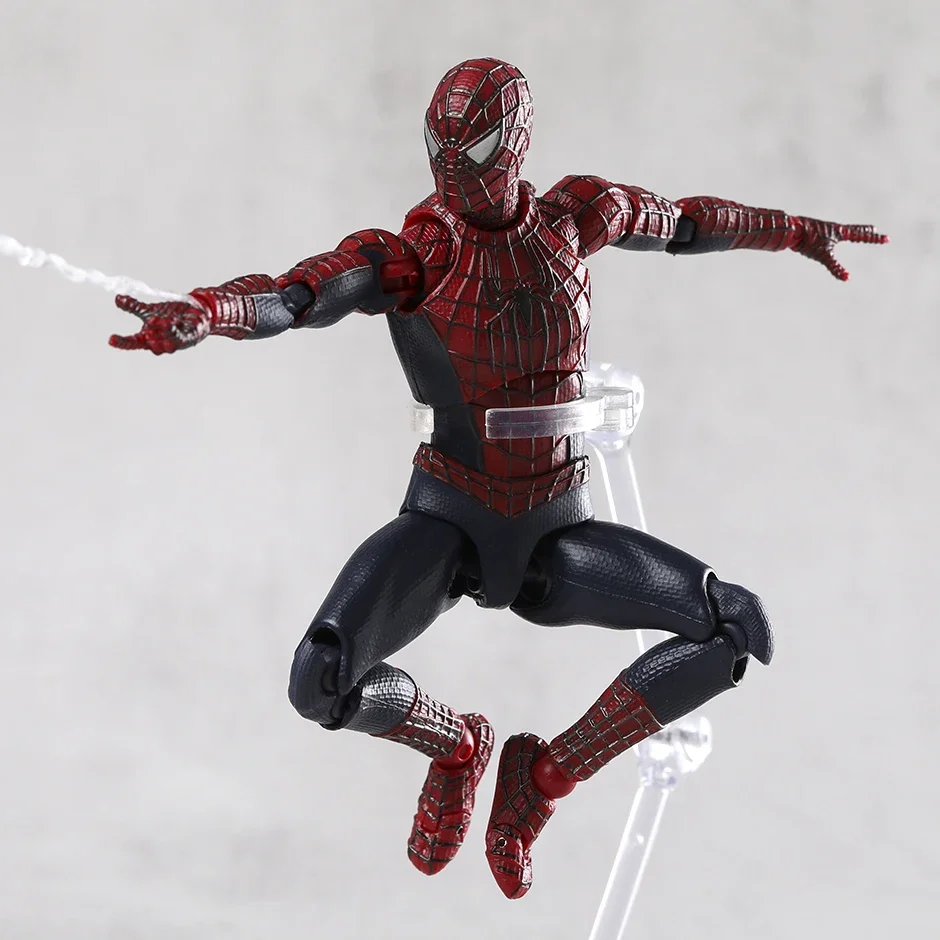 MAFEX 241 Spider-Man No Way Home Friendly Neighborhood Action