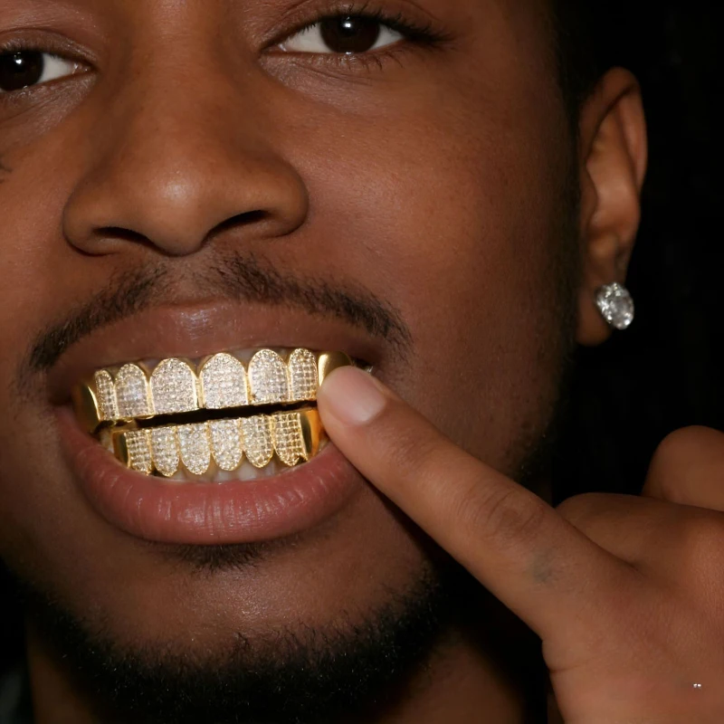 Gothic Vampire Grills Men Women Chunky Removable Rhinestone Fake Fangs Dentures Set Cosplay Denture Teeth Halloween Accessary