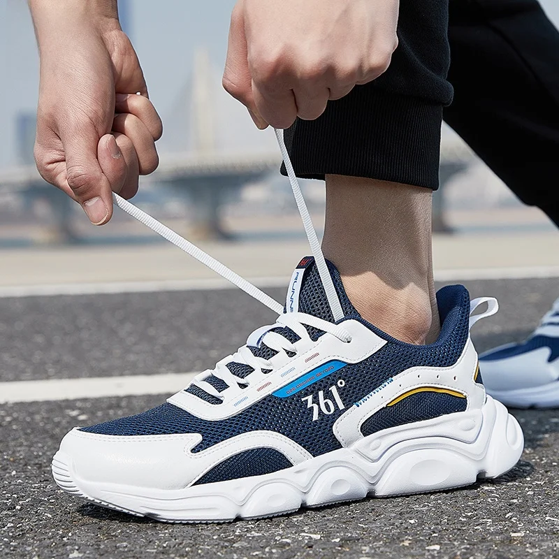 メンズ通気性スポーツシューズカジュアルオールシーズンランニングシューズ衝撃吸収トレーニングトラベルシューズ快適なメッシュアップグレード