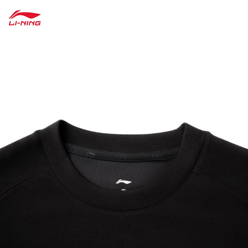سترة LI-NING للسيدات للياقة البدنية برقبة دائرية فضفاضة مع قلنسوة من القماش المشروط بأكمام طويلة AWDV508