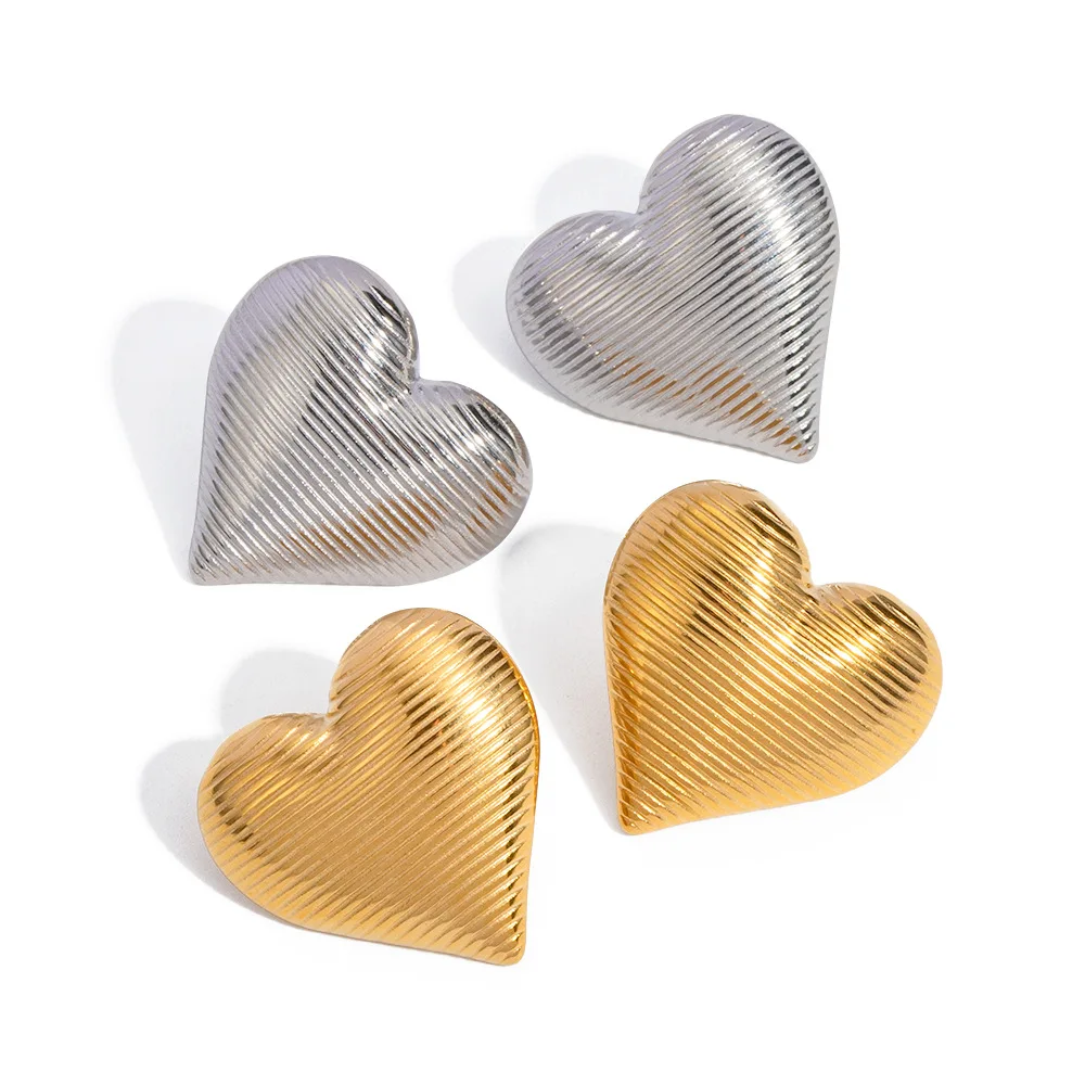 

Stainless Steel PVD 18K Gold Plated Tarnish Heart Stud Earrings For Woman Jewelry Wholesale Summer Trendy