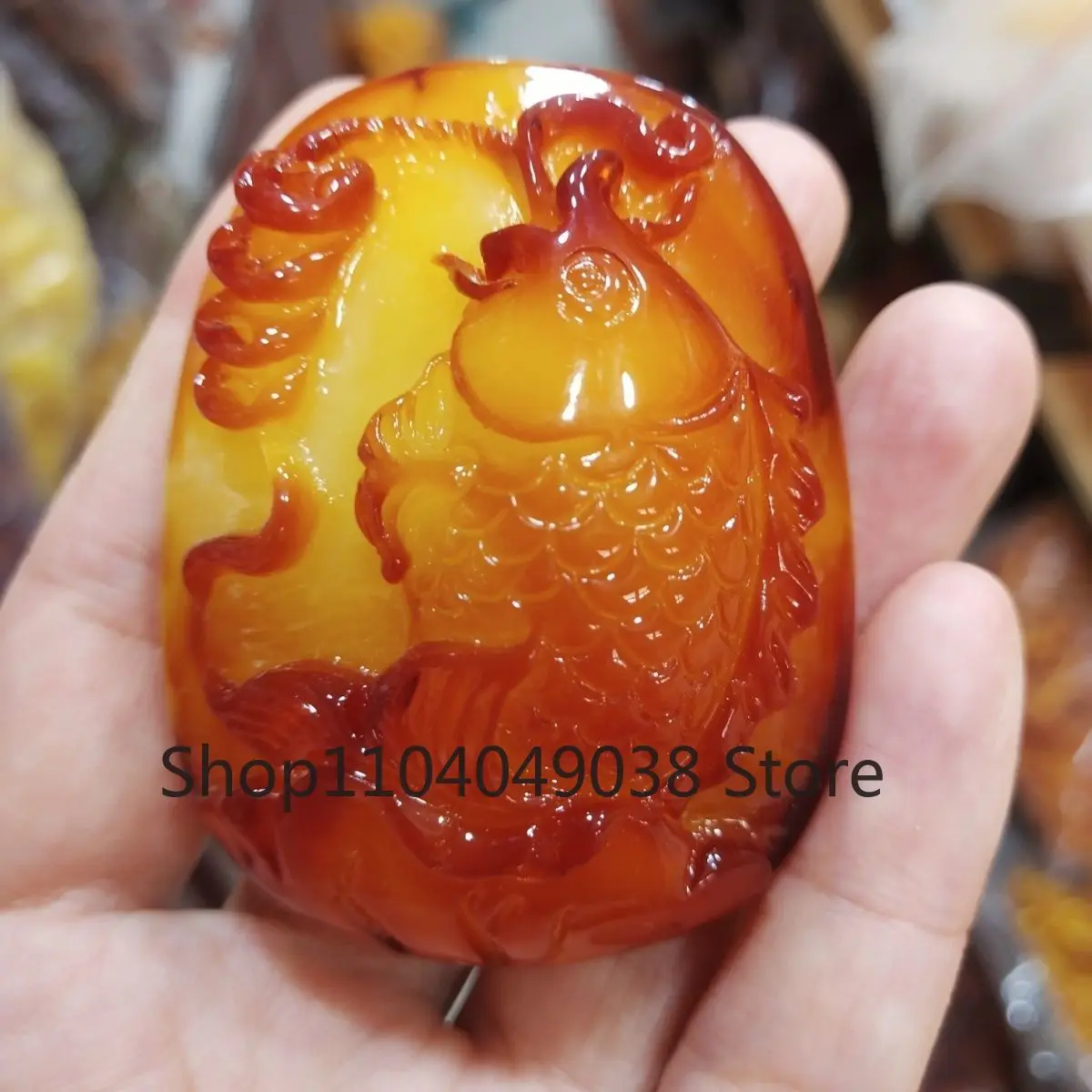 Wax Amber Hand-carved Koi Pendant Pendant Simple Fashion Men's and Women's Style Sweater Chain Couple Matching Holiday Gift