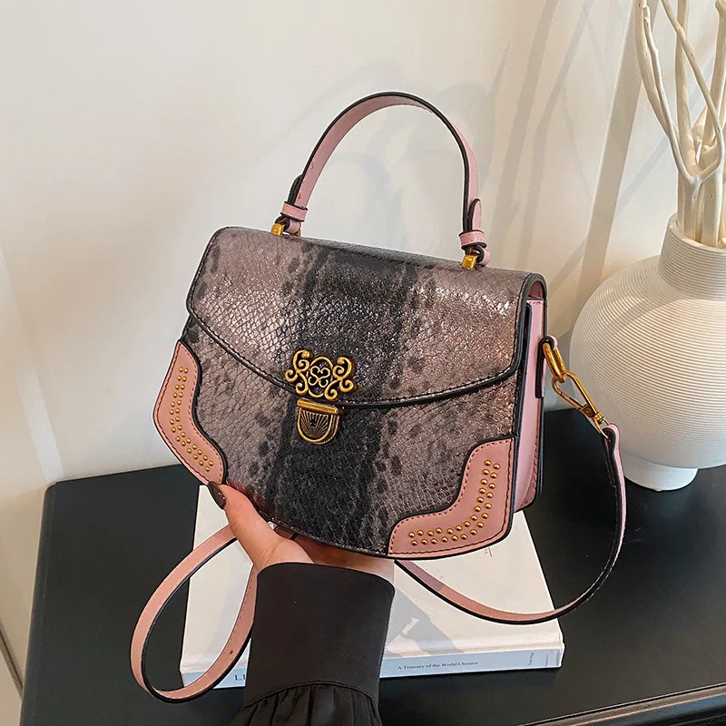 

2025 Trendy Women's Small Square Bag Unique Niche Design Fashion Stylish Shoulder Crossbody Casual Versatile Purse Handbag