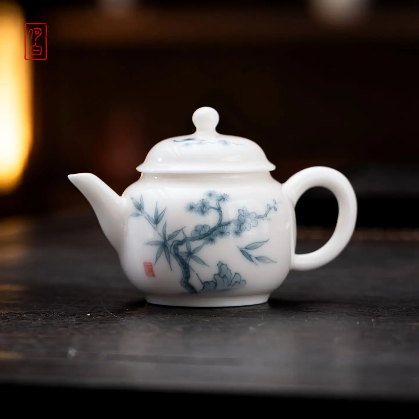 He Bai Classic Chinese High Temperature Underglaze Hand-Painted Raw Mineral Lard White Suihan Three Friends Horizontal Teapot
