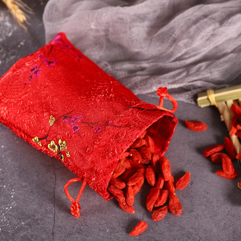 

Mini Candy Drawstring Embroidered Party Gift Jewelry Packaging Bag Satin Storage Bag Pouch