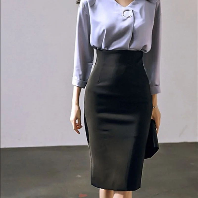 Profesjonalna spódnica o prostym kroju, z wysokim stanem, typu ołówkowa, do pracy, o średniej długości, w kształcie litery A, prosta, elegancka spódnica damska.