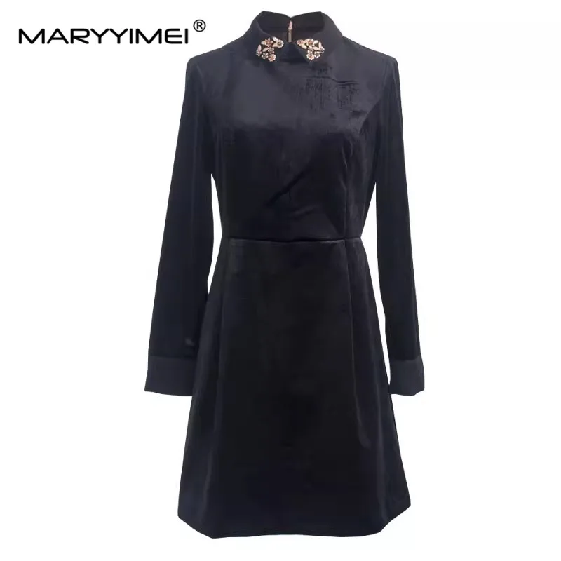 

MARYYIMEI Fashion Designer Autumn Women's dress Embroidered Flares Peter pan Collar Long sleeved Velvet Dresses