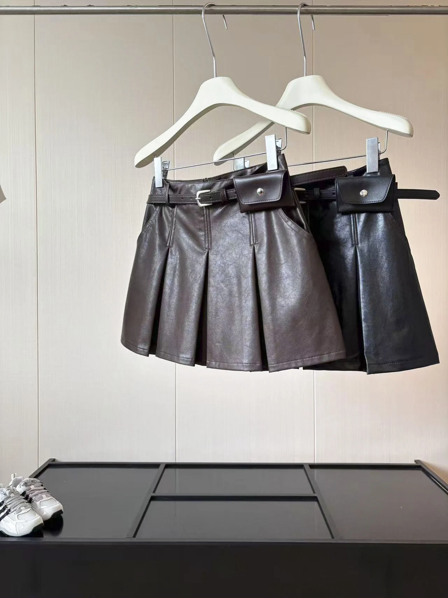 DIYI High Waist PU Leather Pleated  Skirt Women's Autumn Slim A-Line Short Skirt Black Leather Skirt American Hot Girl Style
