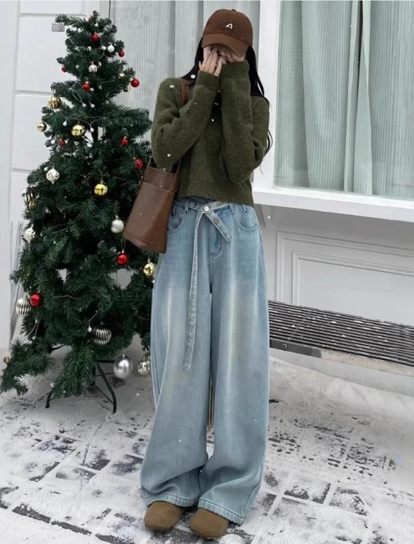 Y2K Wide Leg Pants Women Light Color Denim Waist Belt Design Slim Fit Niche Fashion Floor Length Inspired Jeans
