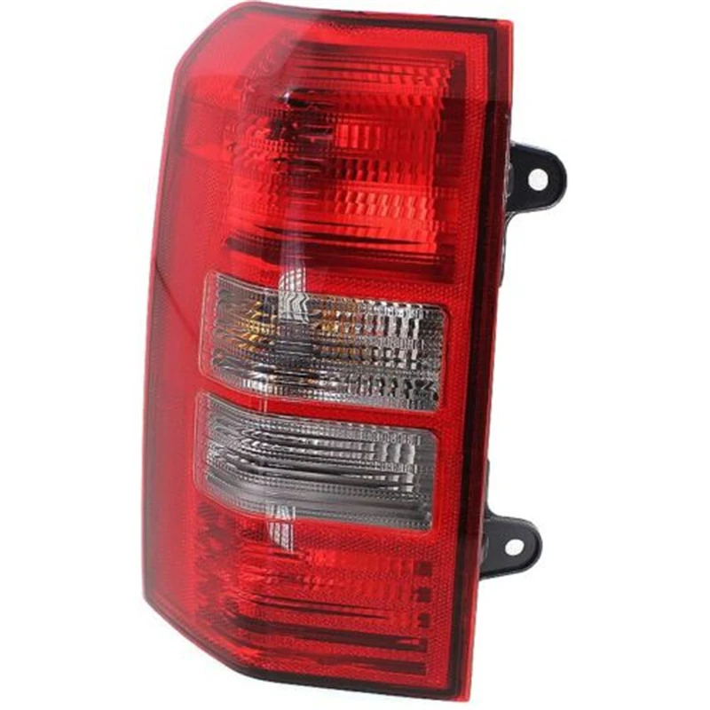 Rear Tail Light Assembly With Halogen Bulb Brake Reverse Stop Lamp for Jeep Patriot 2007 2008 2009 2010 2011 2012 2013-2018