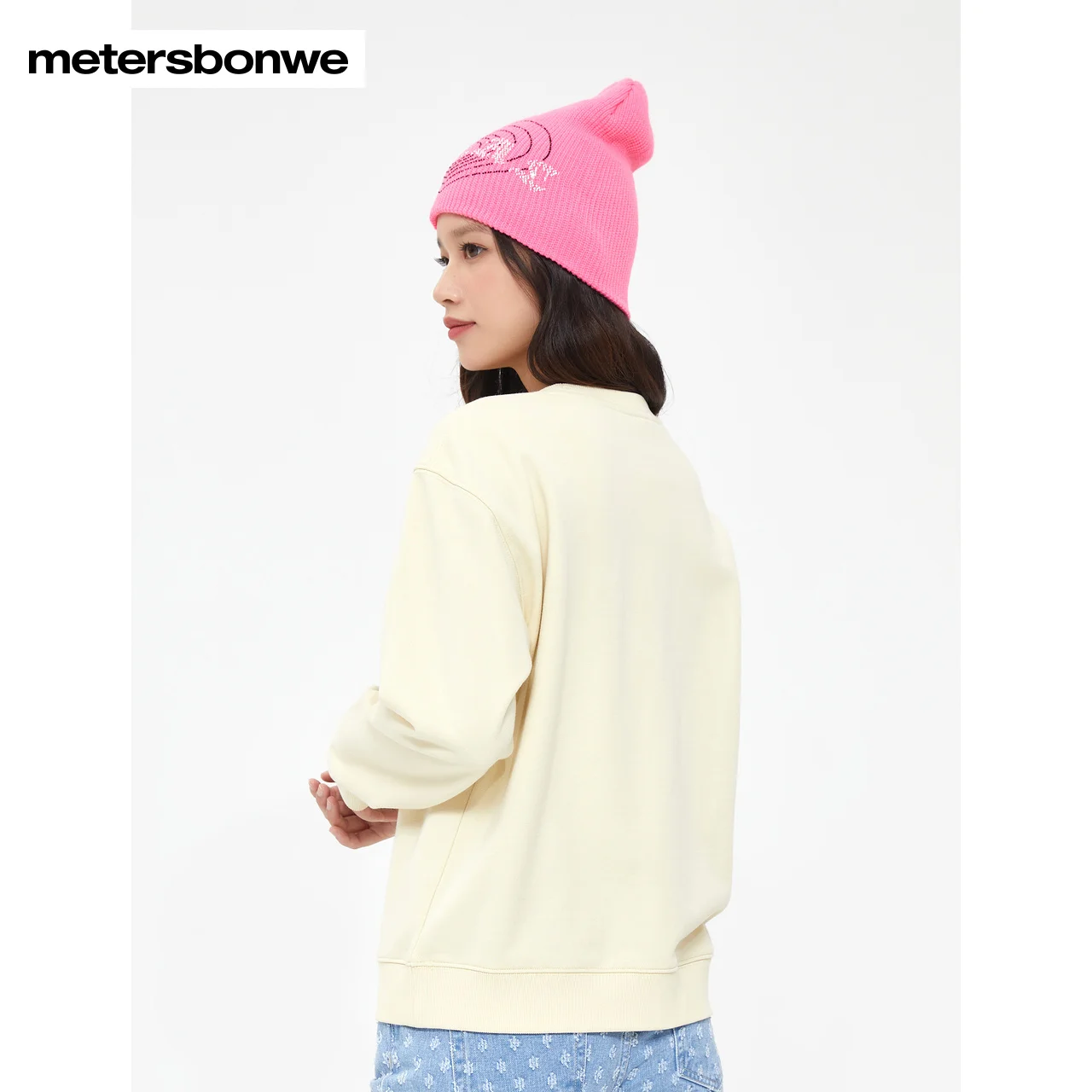 Metersbonwe-Felpa con cappuccio corta stampata alla moda da donna, manica lunga, colletto tondo, felpa ampia, top casual per campus giovane