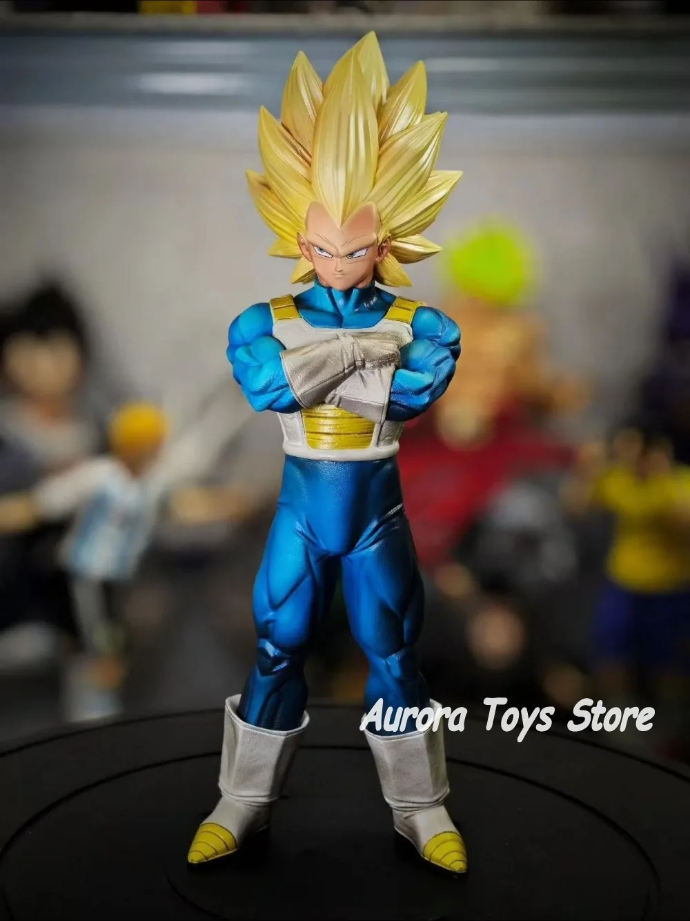 Figurki Anime Dragon Ball Z 31-33cm SSJ3 Trunks Vegeta Figurki Akcji Statuetki Pvc Ozdoby na Biurko Kolekcja Model Zabawki Prezenty