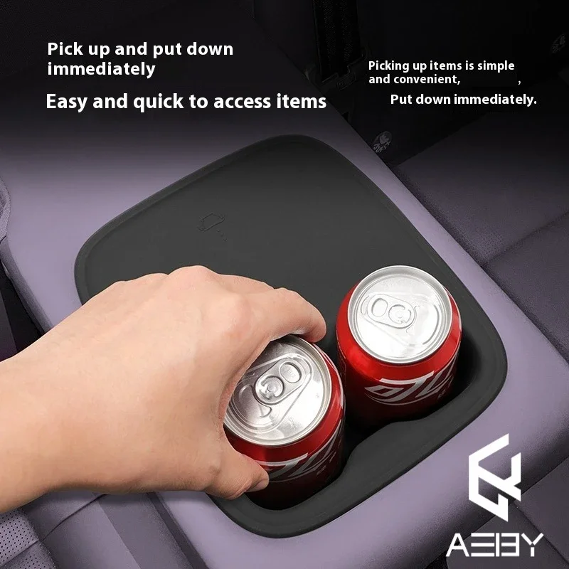 

For LEAPMOTOR B10 B01 2025 Second Row Cup Holder Wireless Charging Pad Silicone Mat Pad Charging Car Interior Accessories