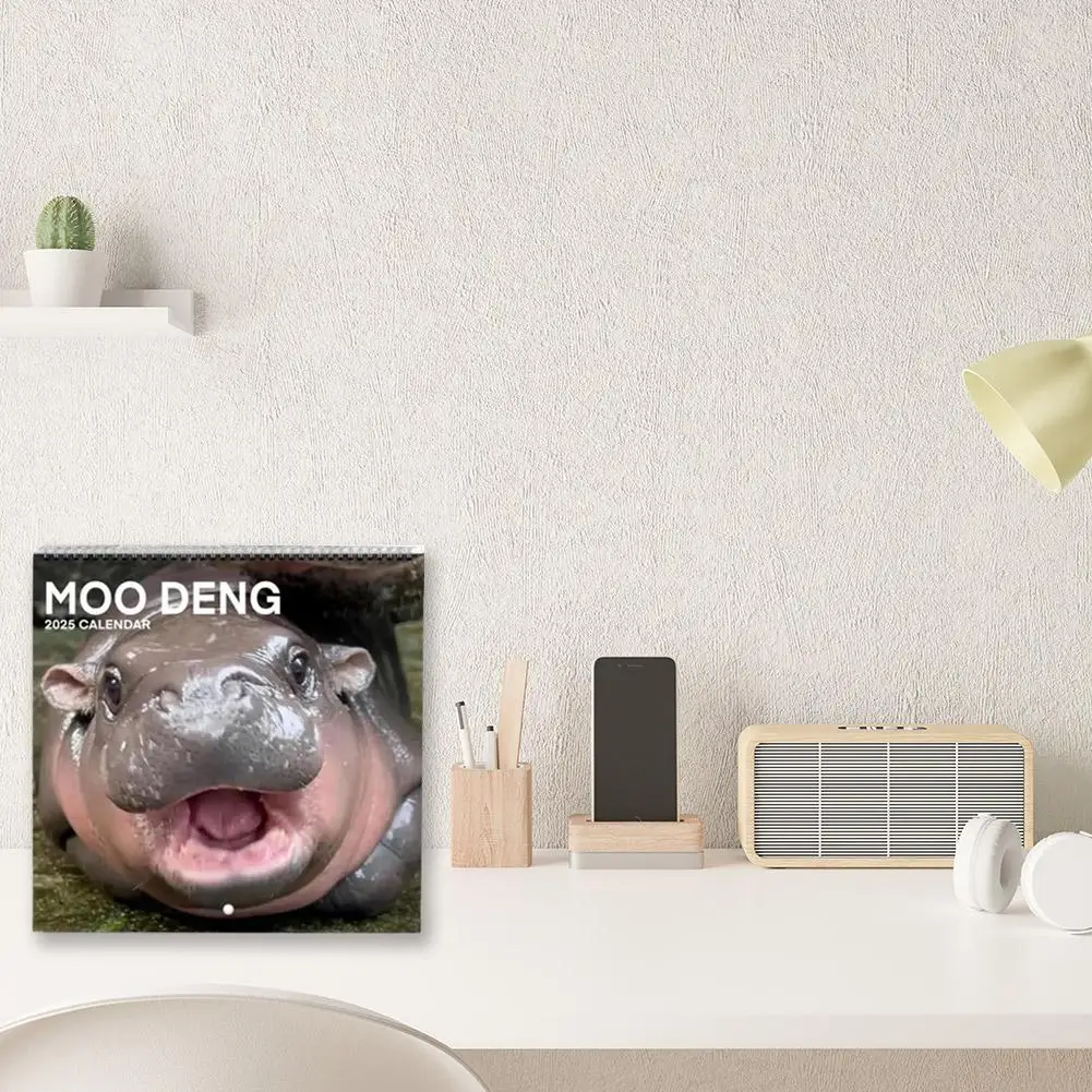 Hippo Creative Calendar 2025 New Cute Animal Lover Friends Moo Hippo Art Family Funny Gift Deng Calendar Year New Chuangxin Y9U2