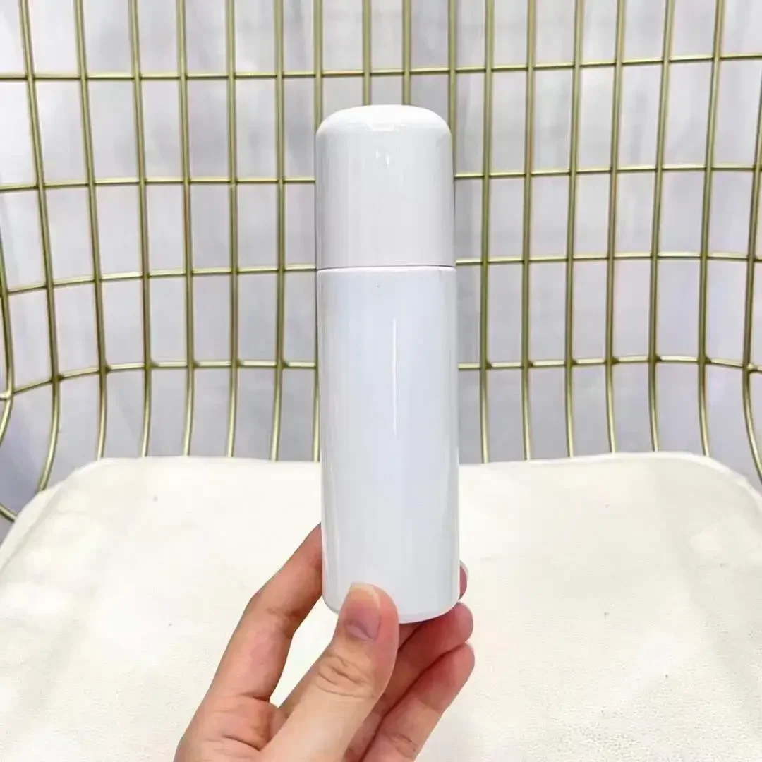 โลชั่นบำรุงผิวเนียนนุ่ม 50 มล. อุปกรณ์แต่งหน้ารุ่นใหม่