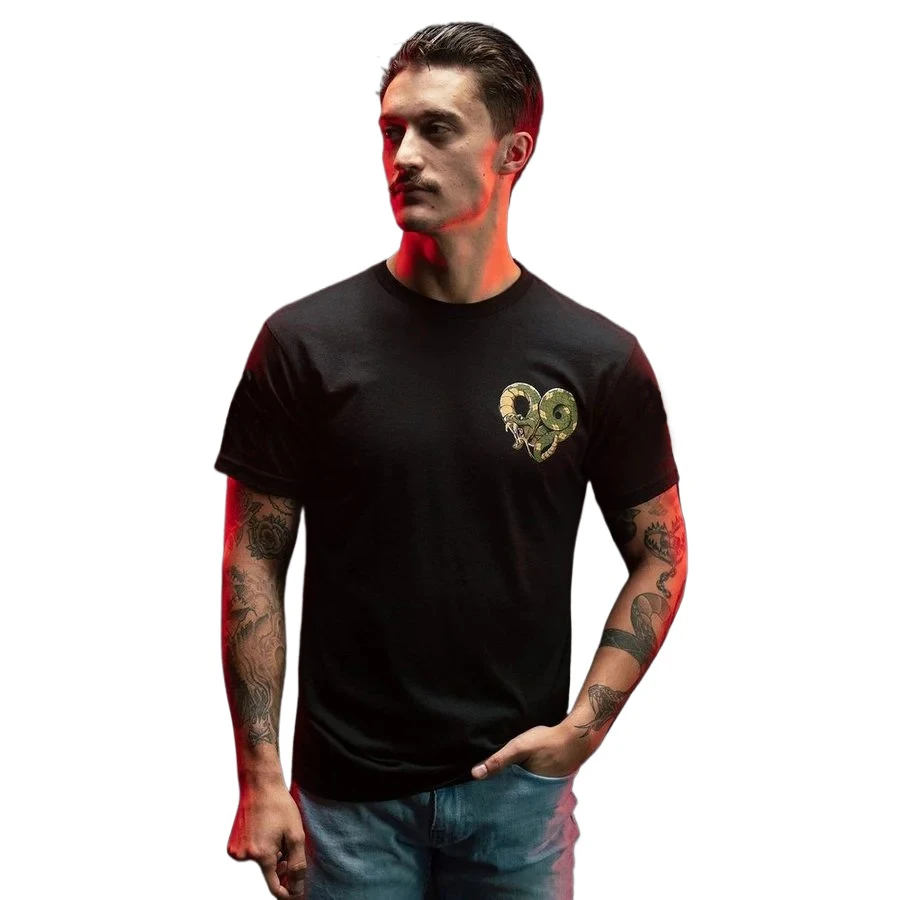 Love Is A Battlefield Skeleton Angel with Gun T-Shirt 100% Cotton O-Neck Short Sleeve Summer Casual Mens T-shirt Streetwear