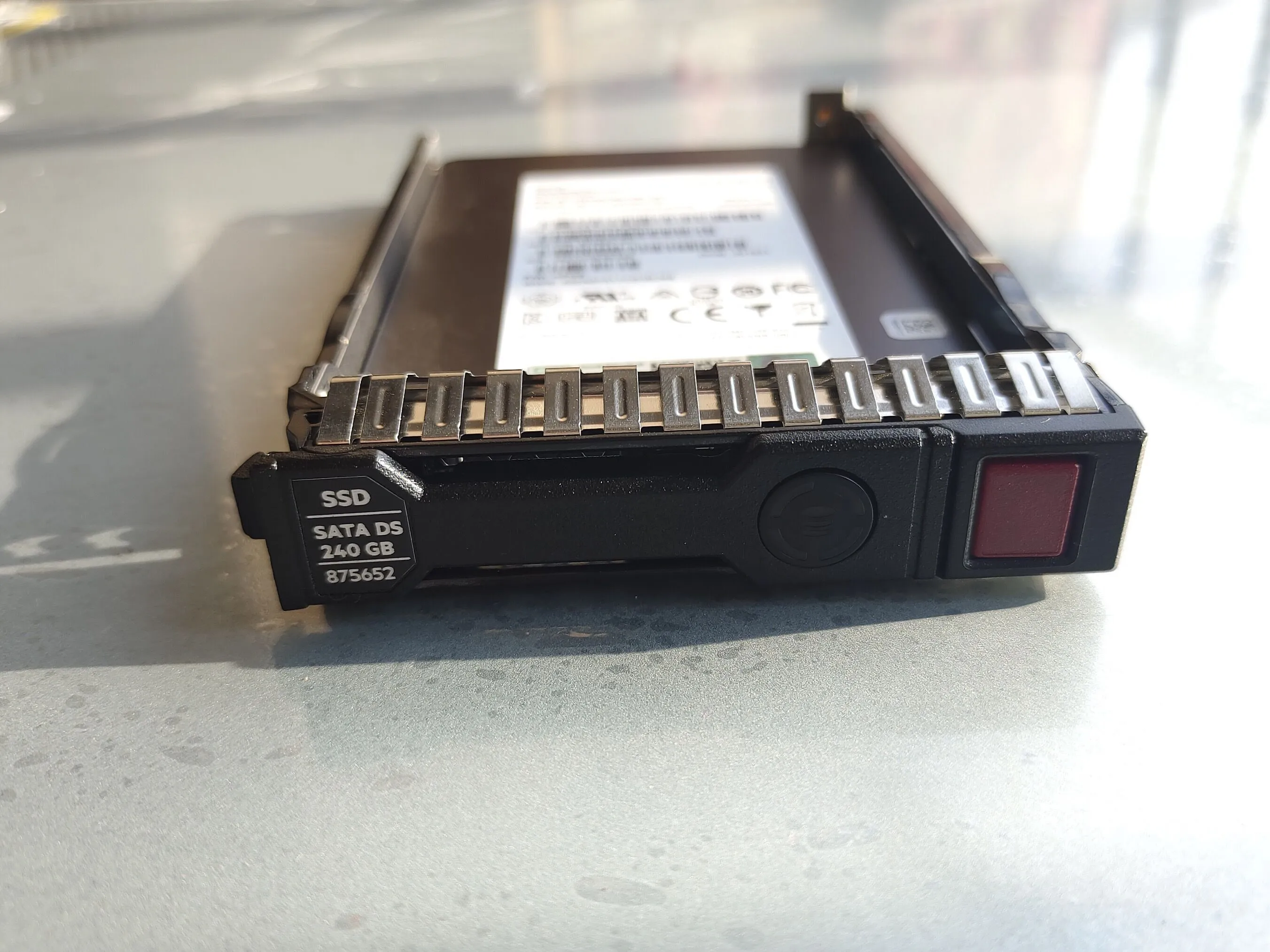 

For 240G SATA SSD 2.5 875652-001 870667-001 875503-B21 240GB
