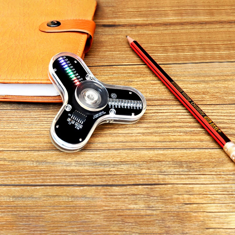 المكونات الإلكترونية لتقوم بها بنفسك عدة الإلكترون LED 3 أوراق مضيئة الإصبع الدوران RG550 لتقوم بها بنفسك أجزاء لحام عدة التدريب الإلكتروني #3