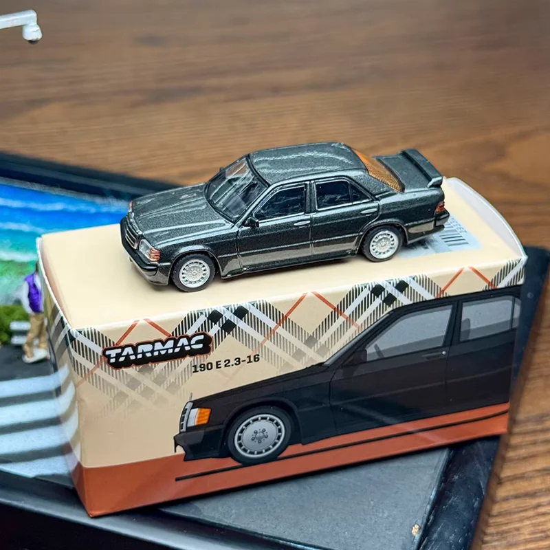 

Коллекционная модель автомобиля TW Diecast 1:64, масштаб 190 E, из сплава, имитация, сувенир, подарок, статическая модель для демонстрации