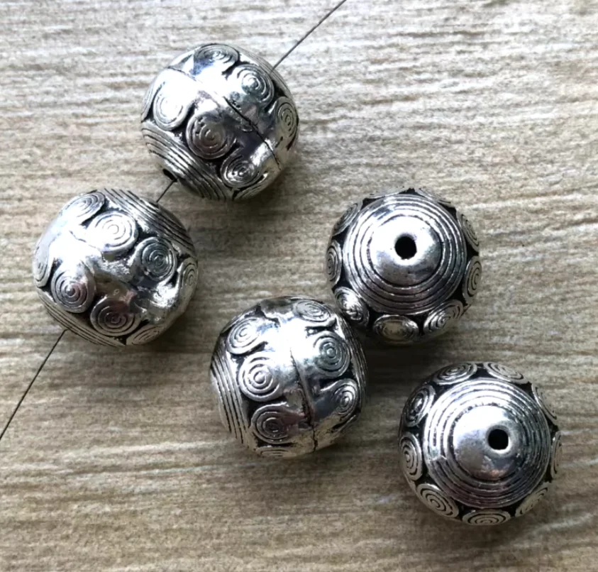 

5pcs 18mm Alloy metal tibetan silver round spacer beads for jewelry handmade HWH3570