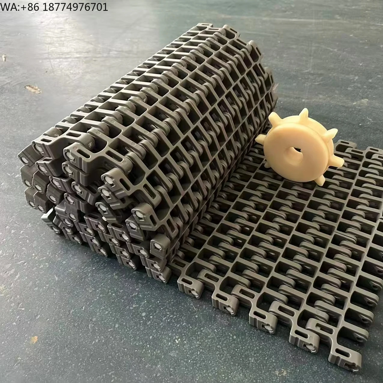 

Модульный ленточный конвейер 7970 для скотобоен: пластиковая модульная конвейерная система POM для транспортировки мяса