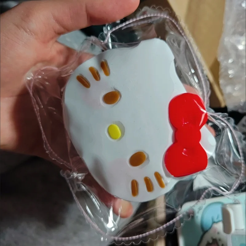 Jouets à presser crêpes Hellokitty mignons, Texture Super douce, rebond lentement, libération de pression, jouet de Relaxation des mains, soulage l'anxiété