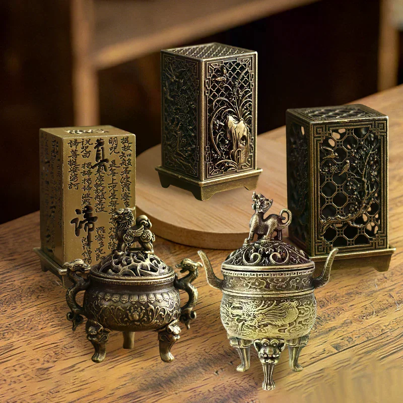 Vintage Alloy Incense Burner Stick Holder Three Legged Hollow Out Mini Sandalwood Censer Incense Burner Home Decoration