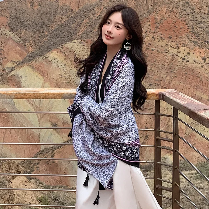 

1PC Summer Scarf Lightweight Breathable Shawl for Outdoor Travel Ethnic Style Versatile Cape Desert Adventure Accessory