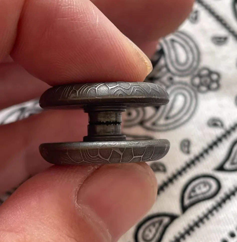 Used EDC Titanium alloy carving button 24.5*14mm spinner Fingertip gyroscope Decompression toys