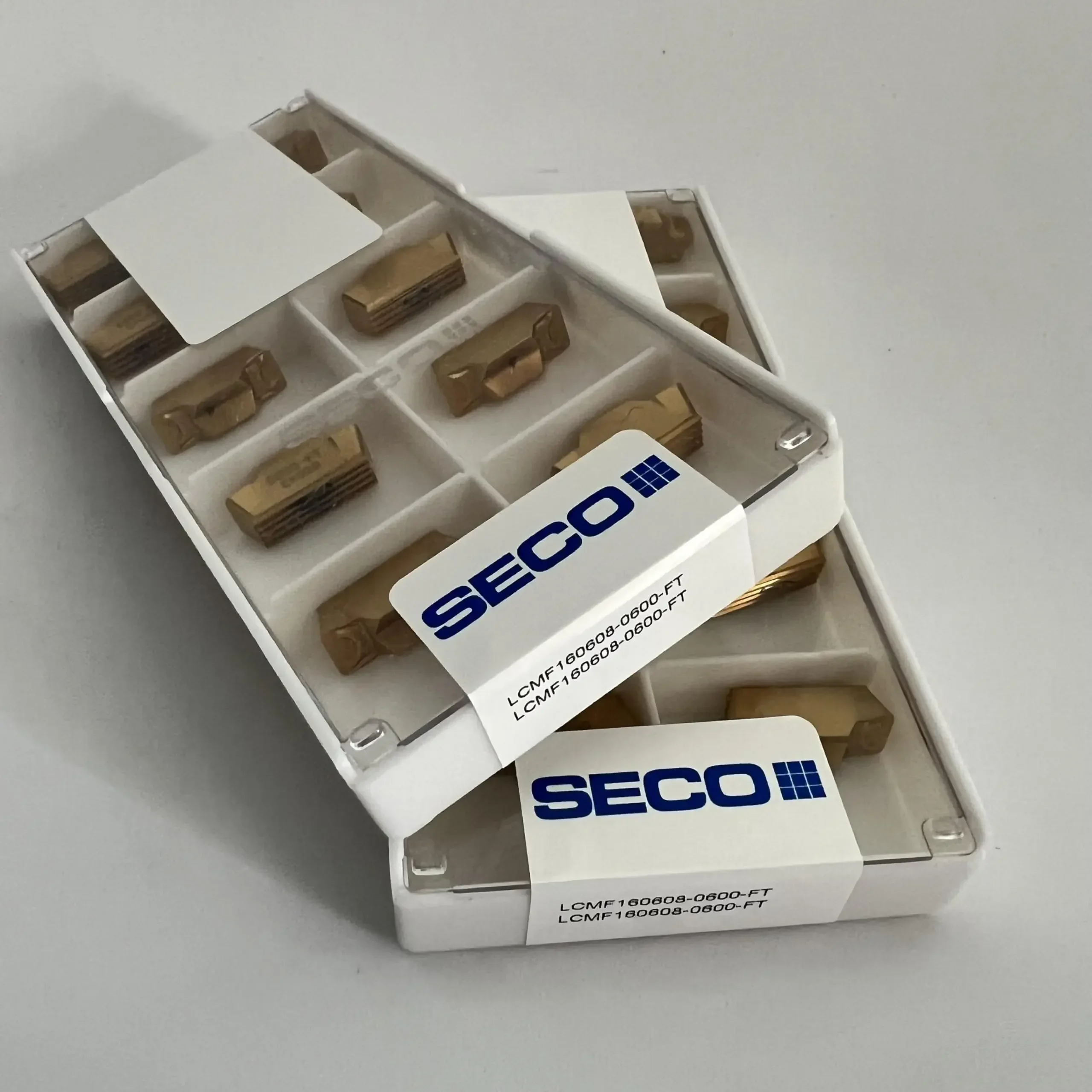 

LCMF160608-0600-FT,CP200 /Alloy blade 10 PCS