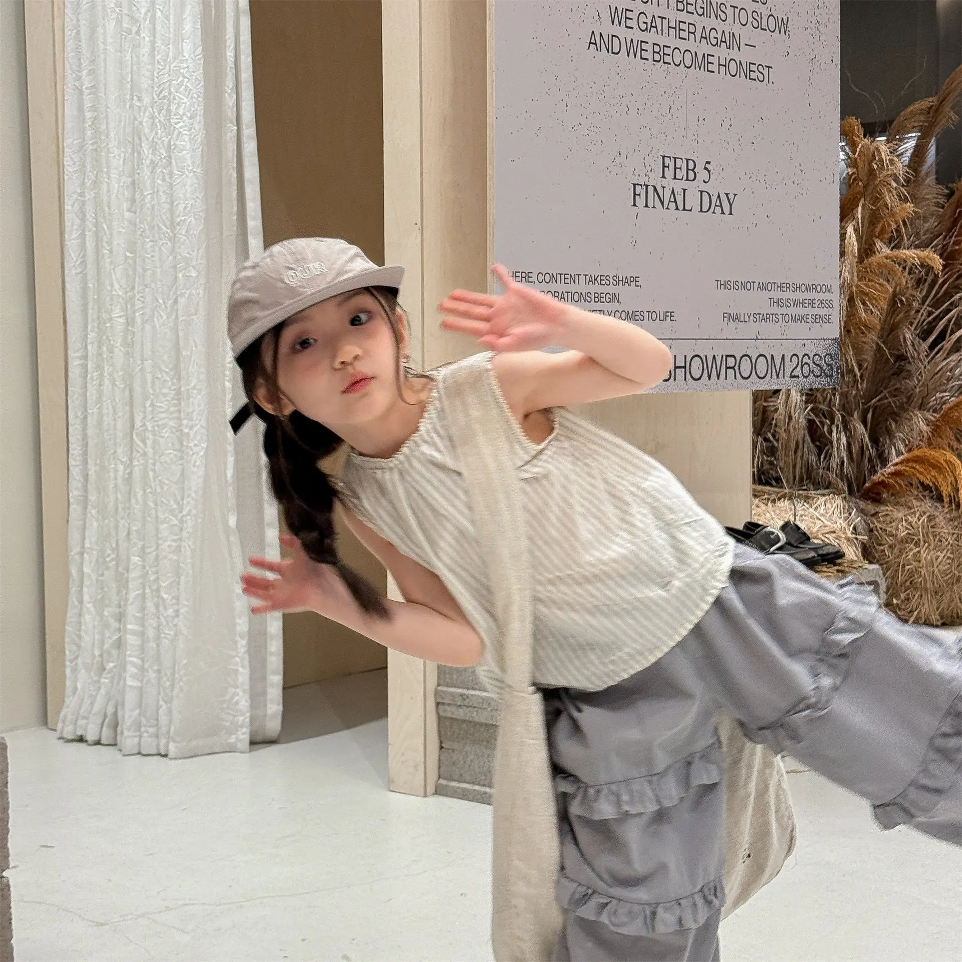 

2026 Summer New Children Sleeveless Shirts Cotton Girls Cute Lace Vest Toddler Striped Tops Baby Girl Blouse Kids Clothes