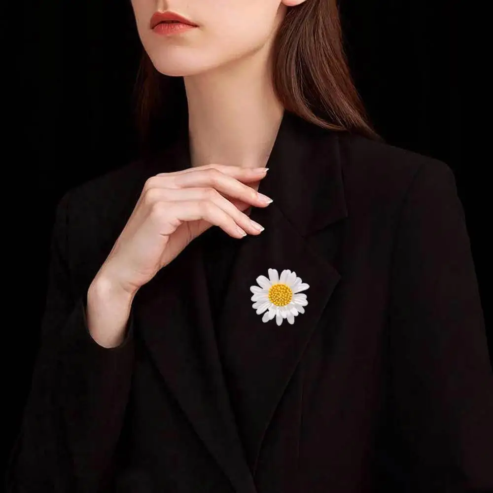 1/3PCS Accessory Versatile Accessory Exquisite Details Beautifully Crafted Popular Eye-catching Trendy Trendy Daisy Brooch