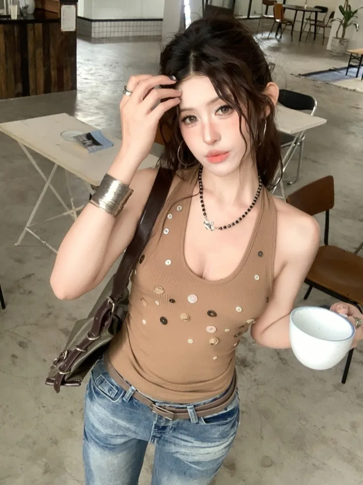 

Sweet And Spicy Girl Design Sense Button 3D Decoration Necklace Strapless Vest Women Elegant Versatile Sleeveless Top Summer