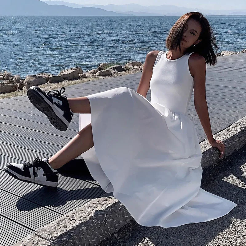 Summer Sleeveless Long Dress For Women Korean Fashion High Waist Round Neck Dresses Woman Solid Simple Temperament Midi Dress