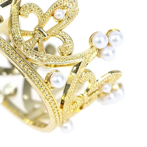 ميني لؤلؤة تاج كعكة توبر, إكليل رومانسي, عيد ميلاد سعيد, زينة شعر الأطفال, زينة الزفاف, هدايا الحفلات أفضل 6 رجال لتزيين الكيك - رقم 3