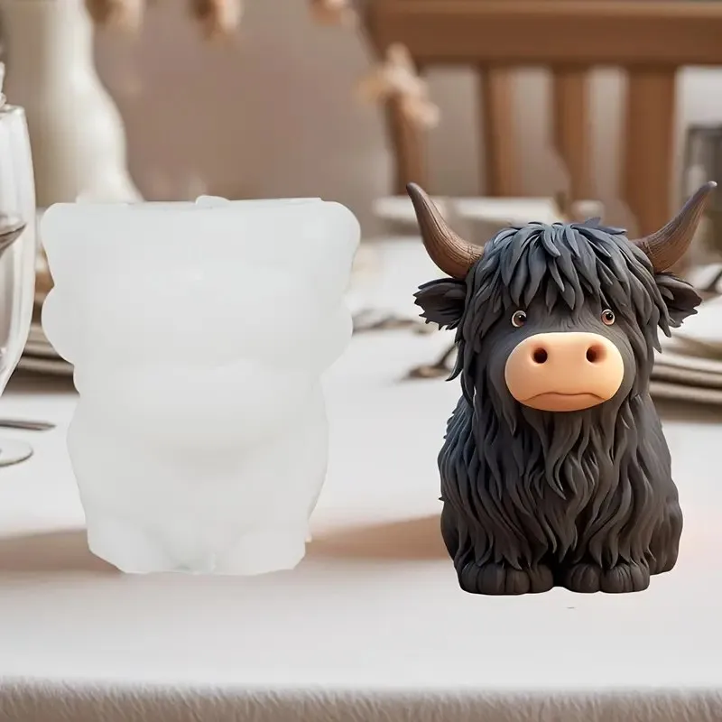 Moule à bougie en forme de vache alpine - Moule en silicone fait main pour résine époxy et argile, design de vache des Highlands richement détaillé, texture noir et blanc