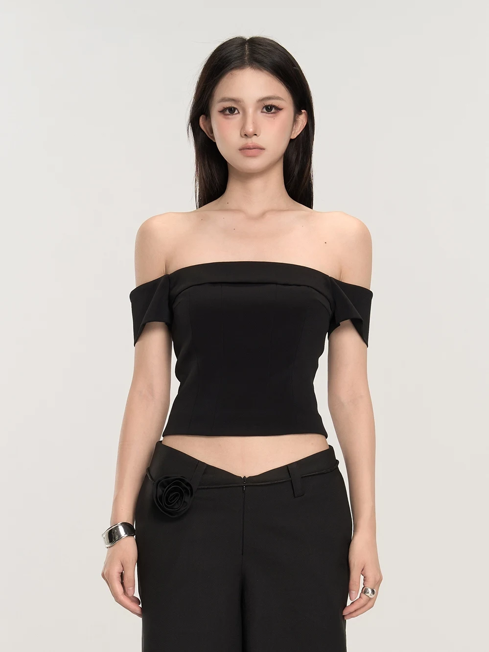 

Футболка PEMPL Spicy Girl на одно плечо ort Sve, женская летняя утягивающая футболка ort Sle, универсальный топ Street Sle, чистый цвет