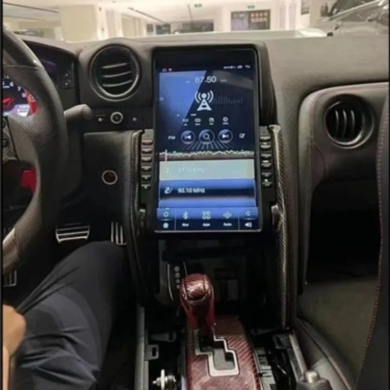 

arge screen navigation all-in-one machine for car modification is modified to the central control display screen.