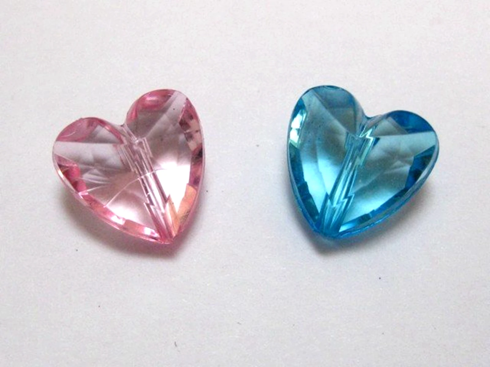 100 Mixed Color Transparent Acrylic Faceted Heart Charm Beads 12X12mm